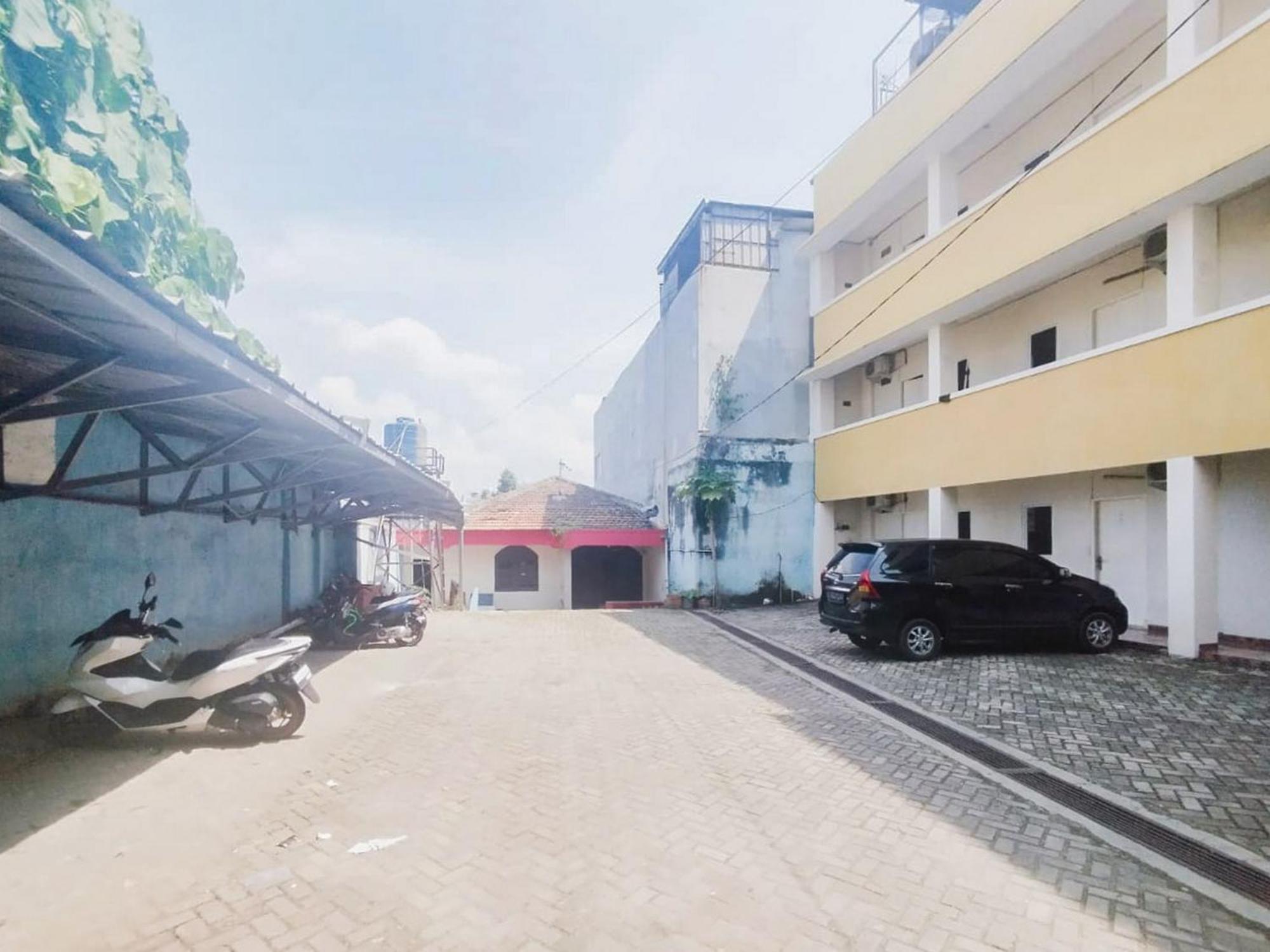 Reddoorz At Jalan Diponegoro Bandar Lampung Ξενοδοχείο Εξωτερικό φωτογραφία