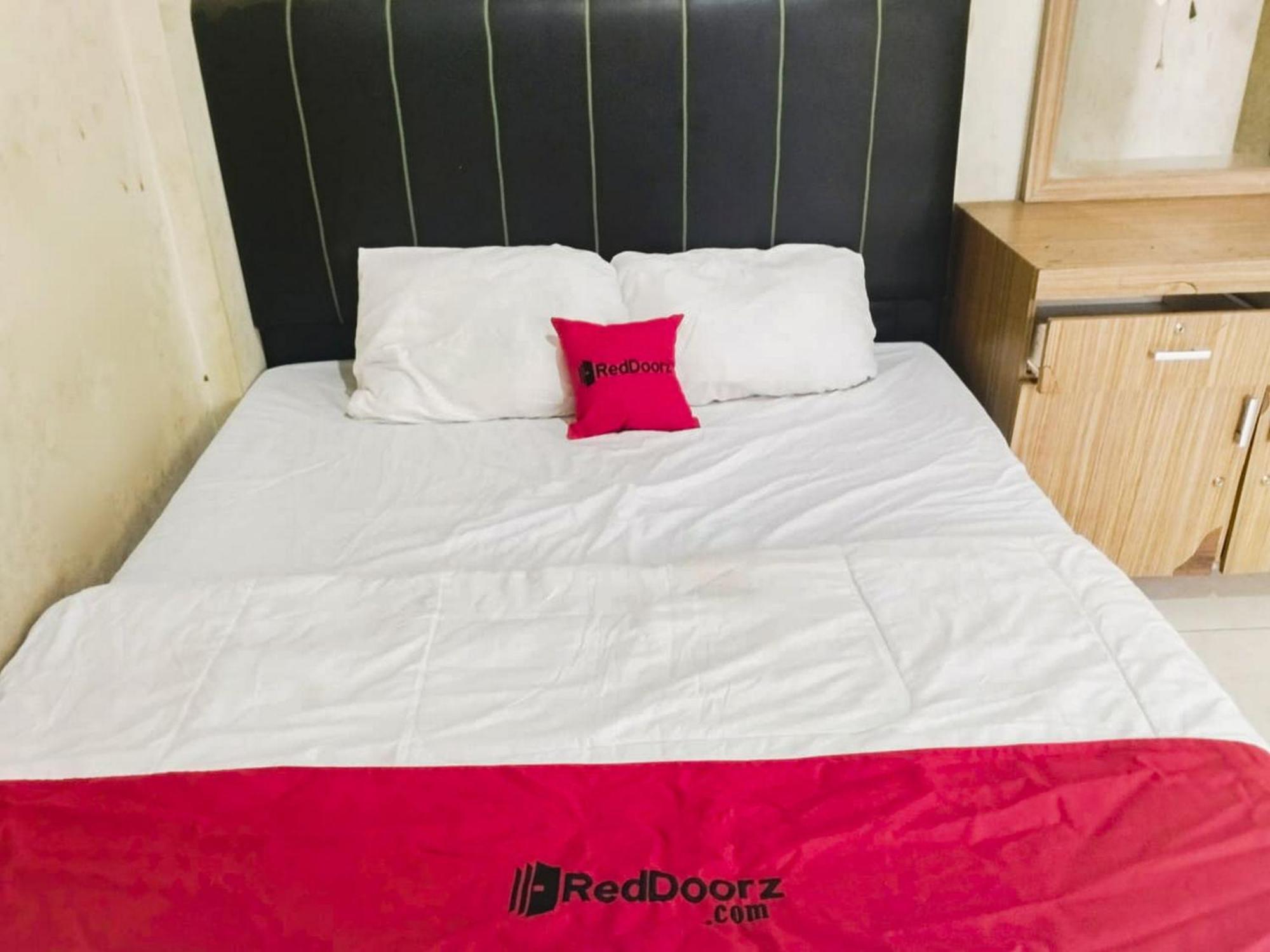 Reddoorz At Jalan Diponegoro Bandar Lampung Ξενοδοχείο Εξωτερικό φωτογραφία